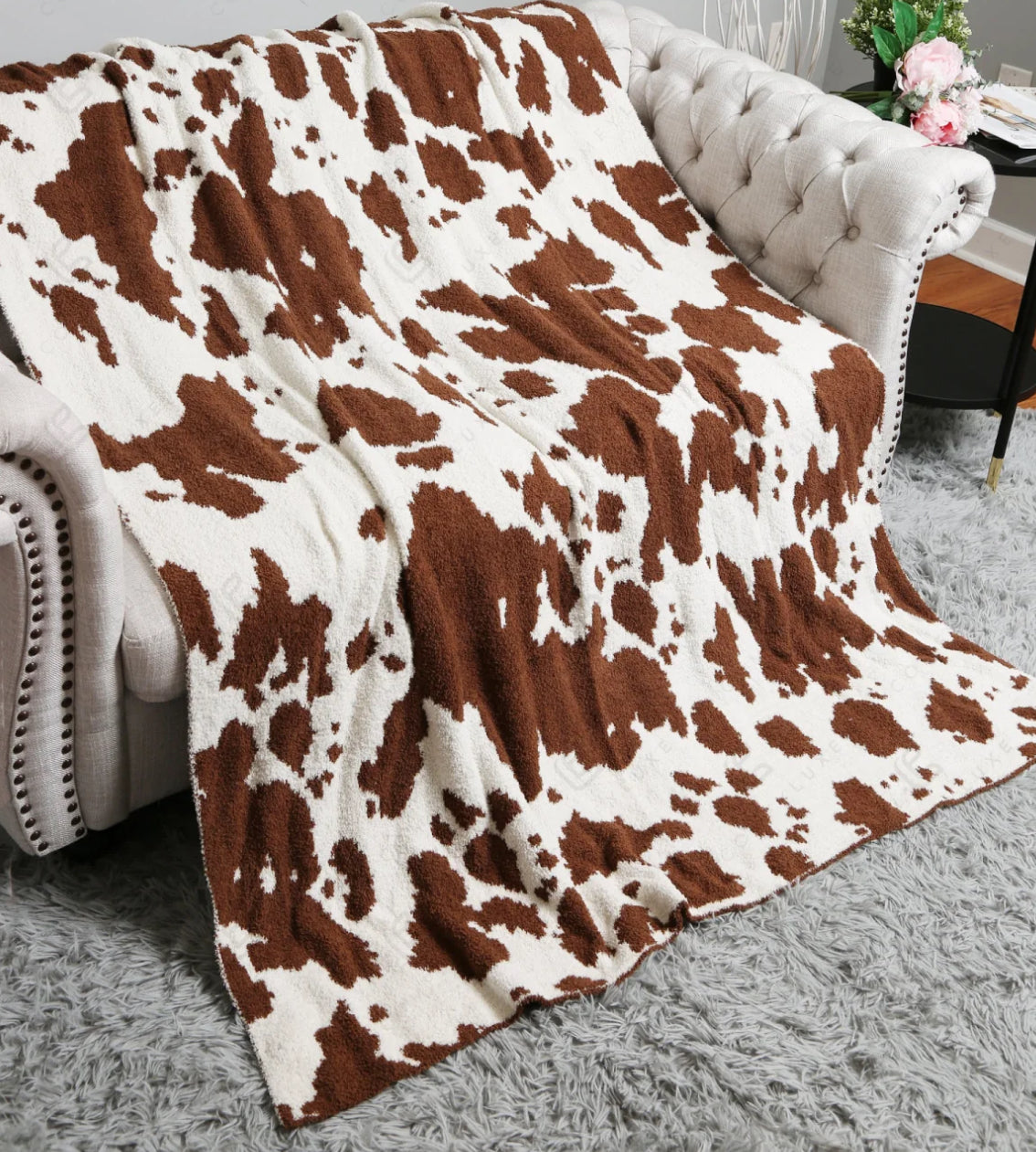CL Luxe Throw Blankets