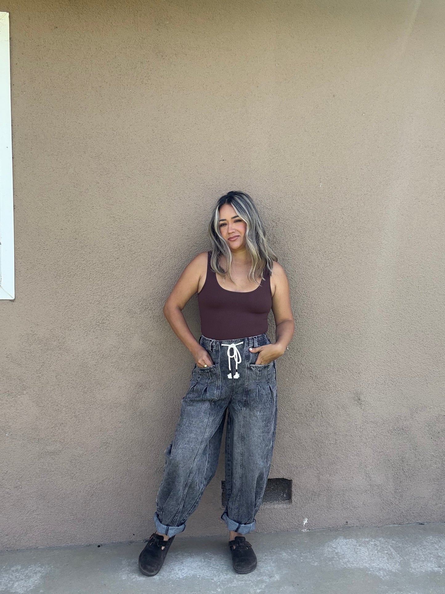 Dakota Barrel Drawstring Jeans