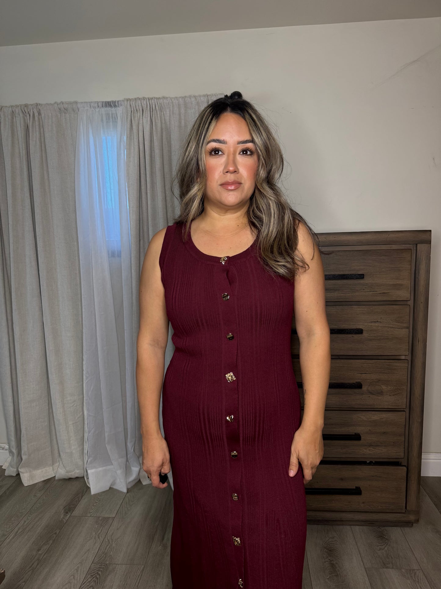 Elora Fitted Midi Dress- Burgundy