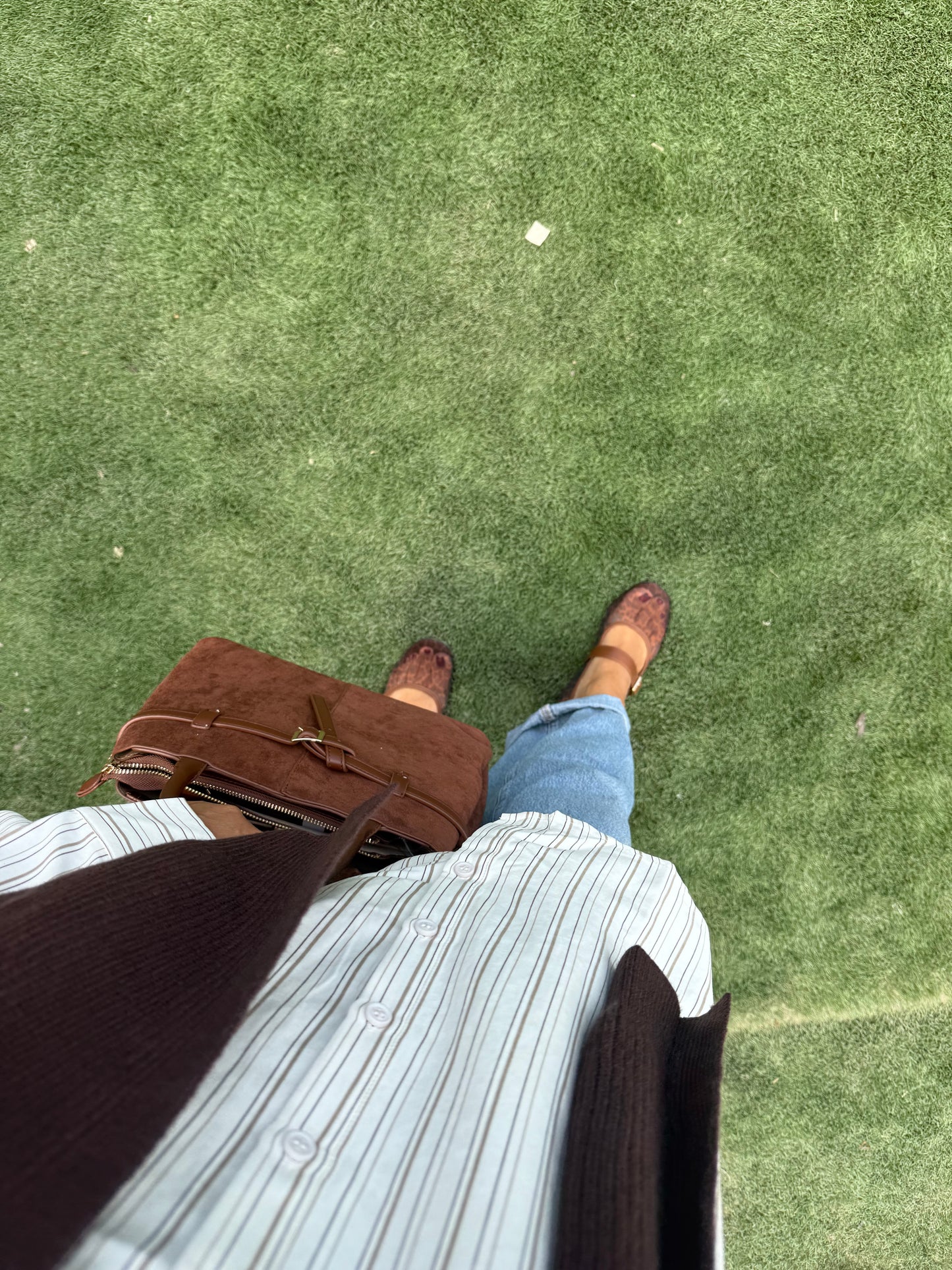 She’s Chic Suede Bag- Cognac