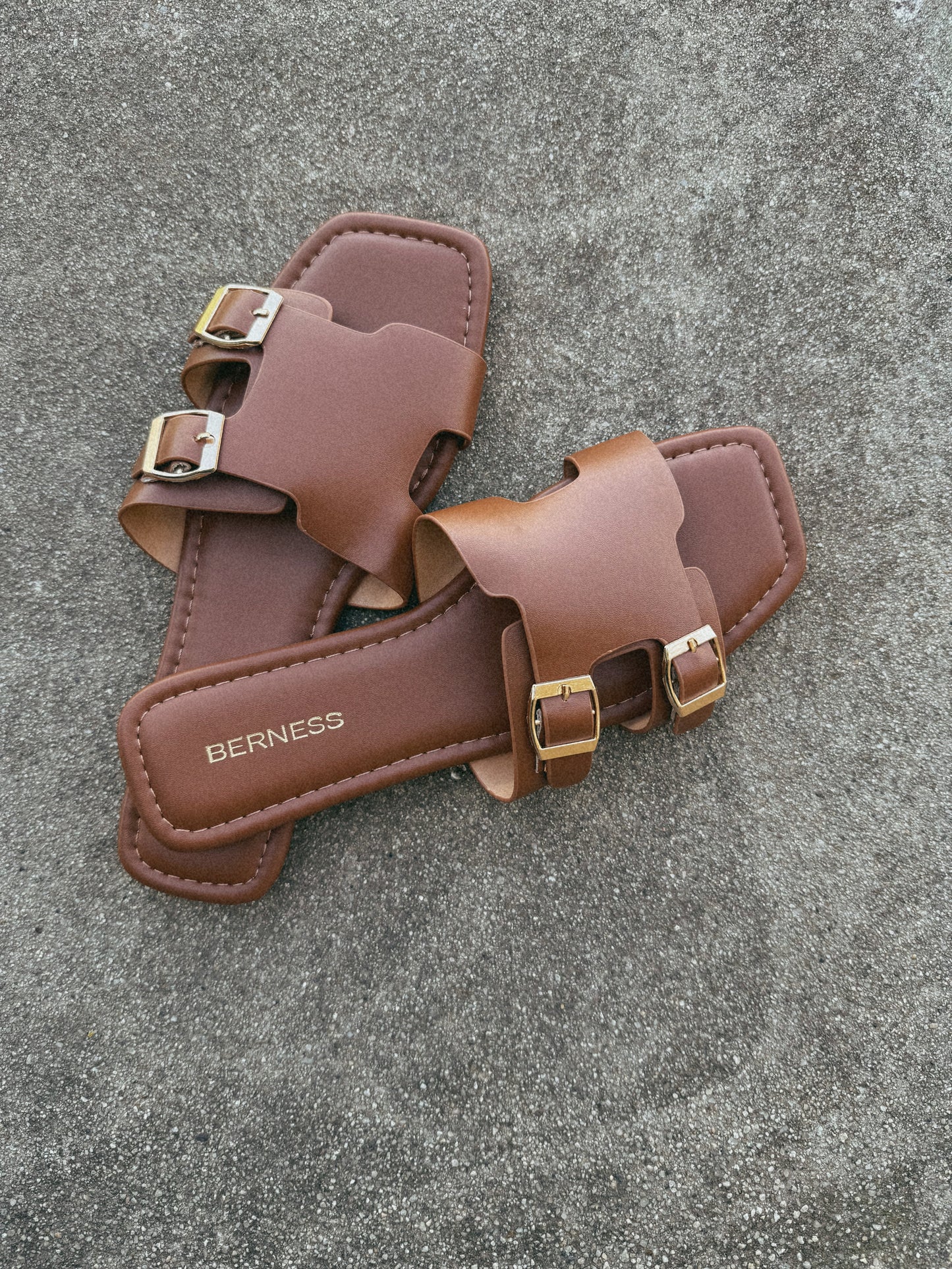Taiga Sandal- Camel