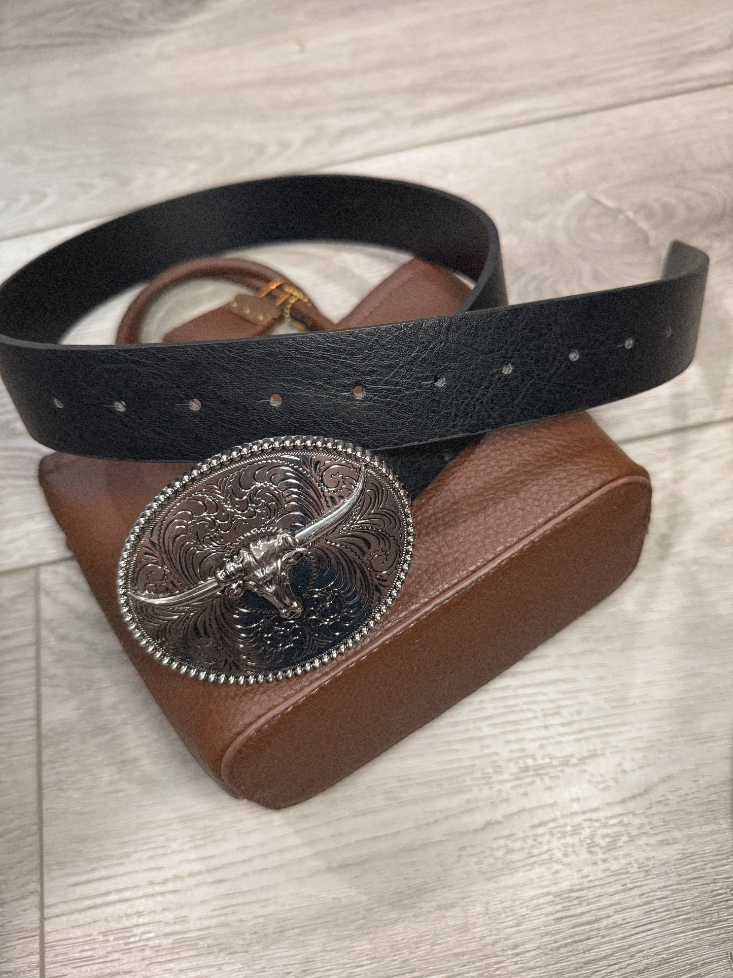 Fuerte Longhorn Buckle Belt
