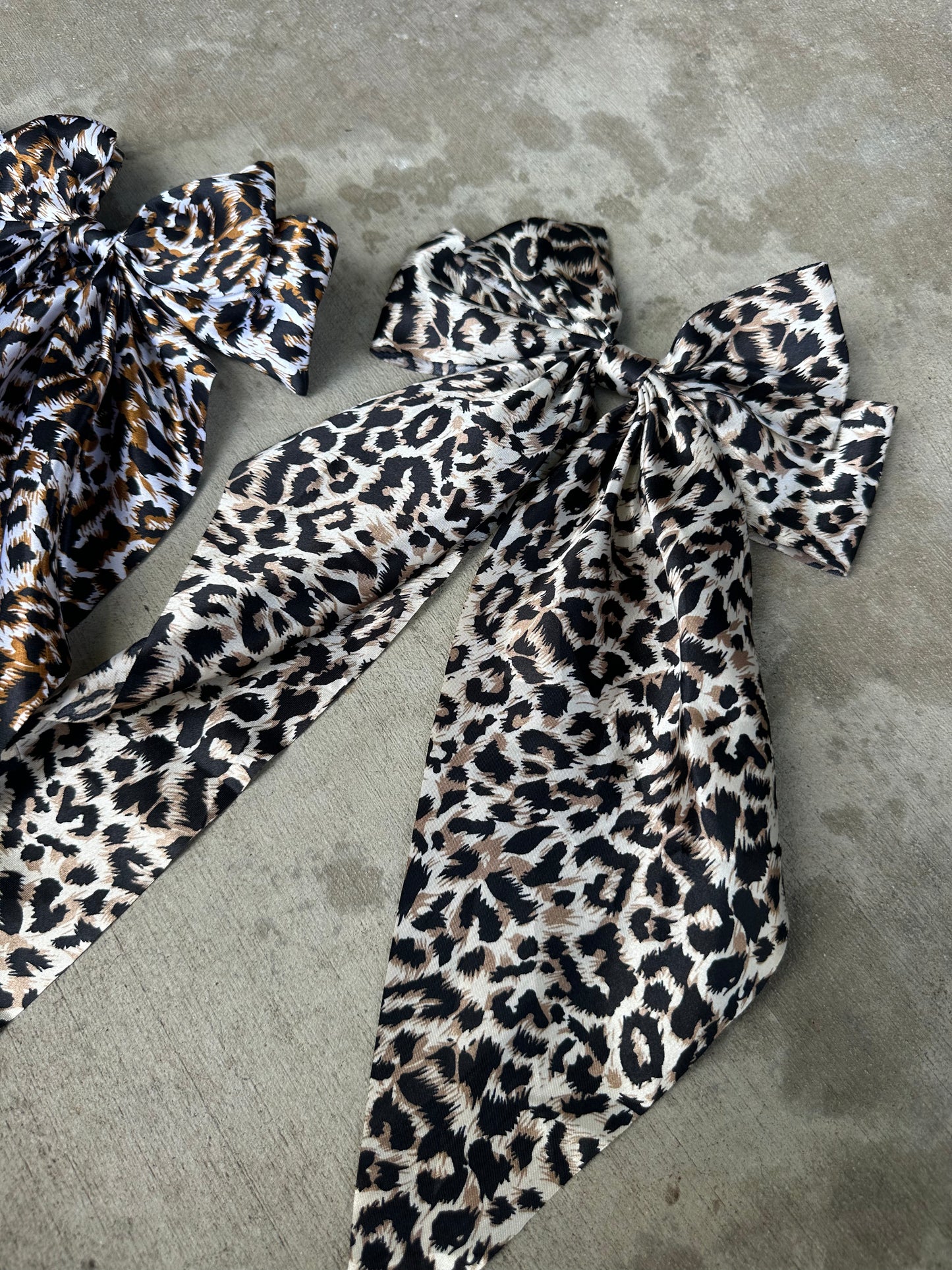Leopard Bow