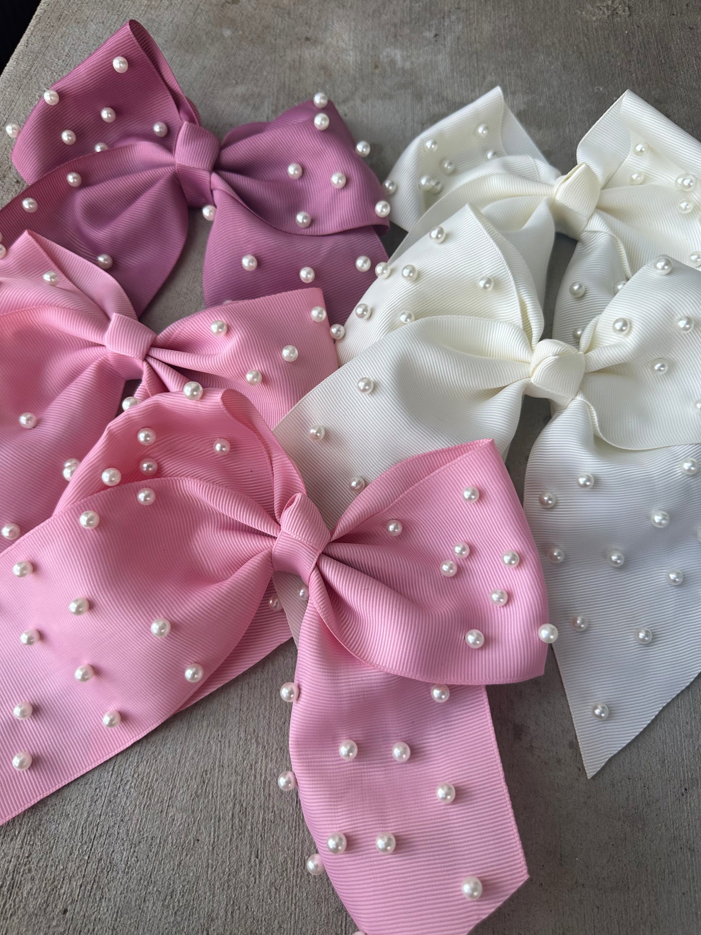 Pretty in Pearls Bow