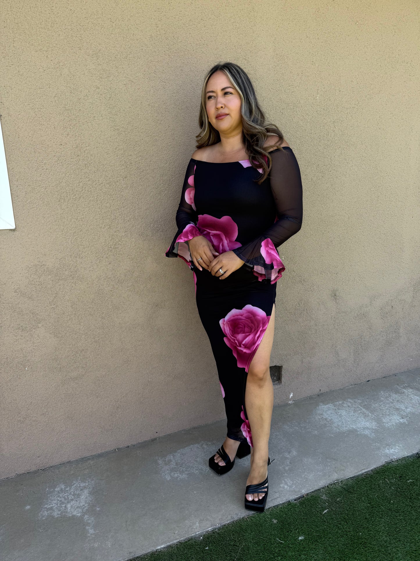 Renata Floral Midi Dress- Black