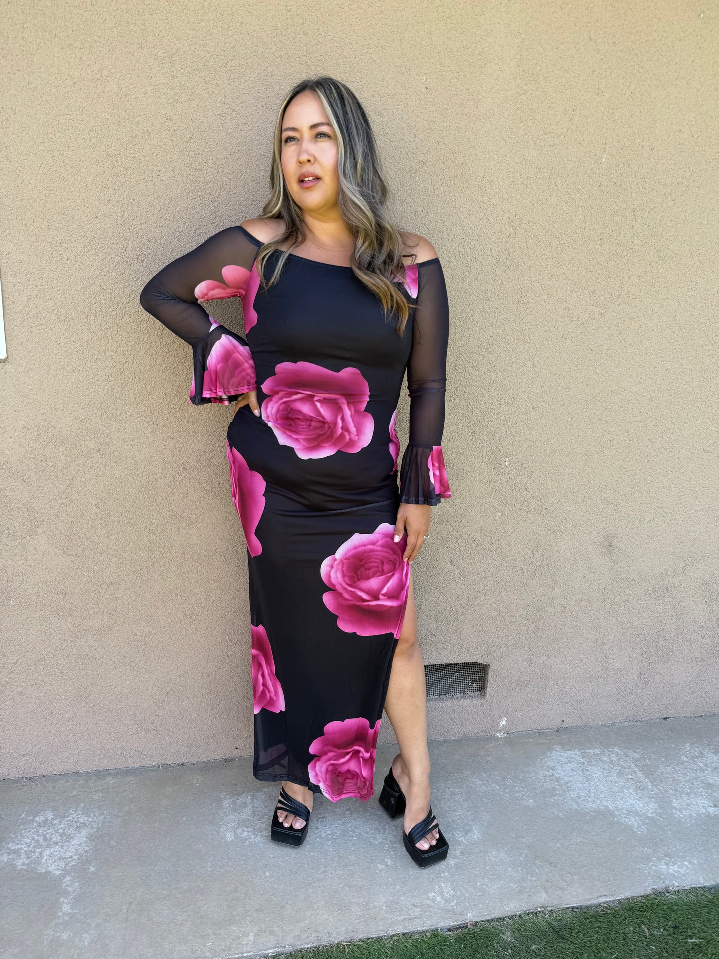 Renata Floral Midi Dress- Black