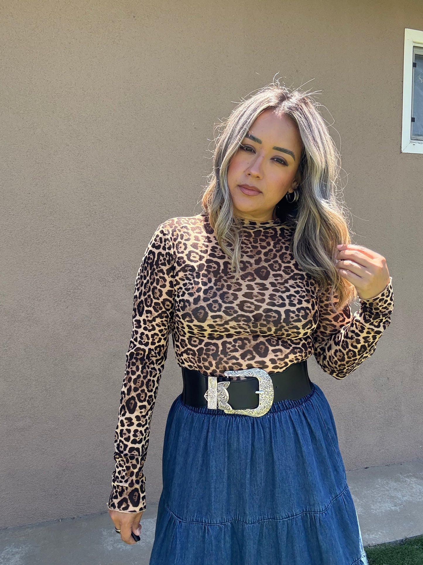 Lunita Stretchy Oversized Buckle Belt