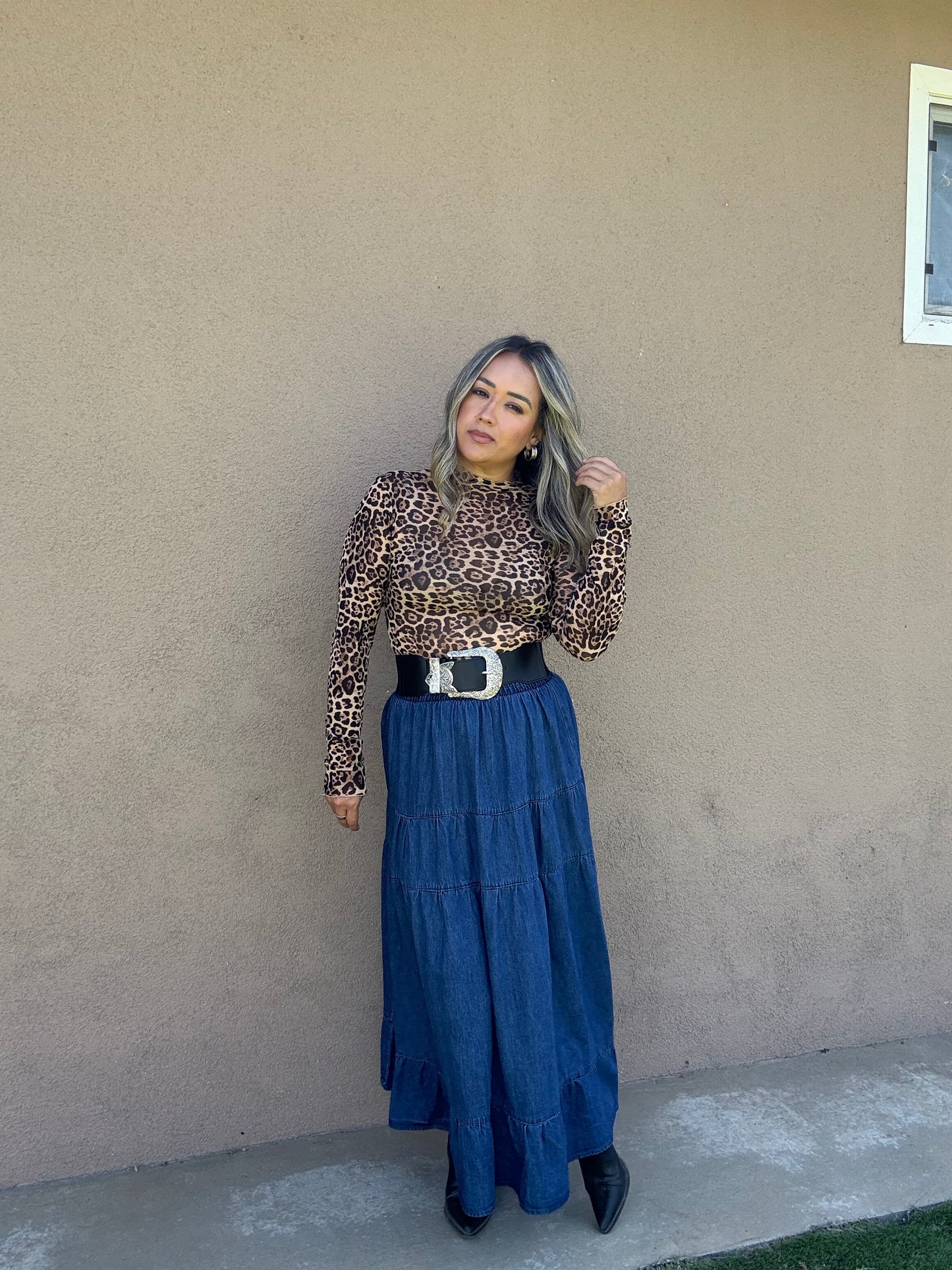 Lunita Stretchy Oversized Buckle Belt