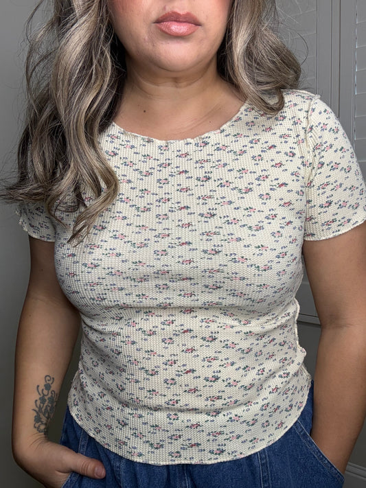 Ellie Ruffle Hem Top