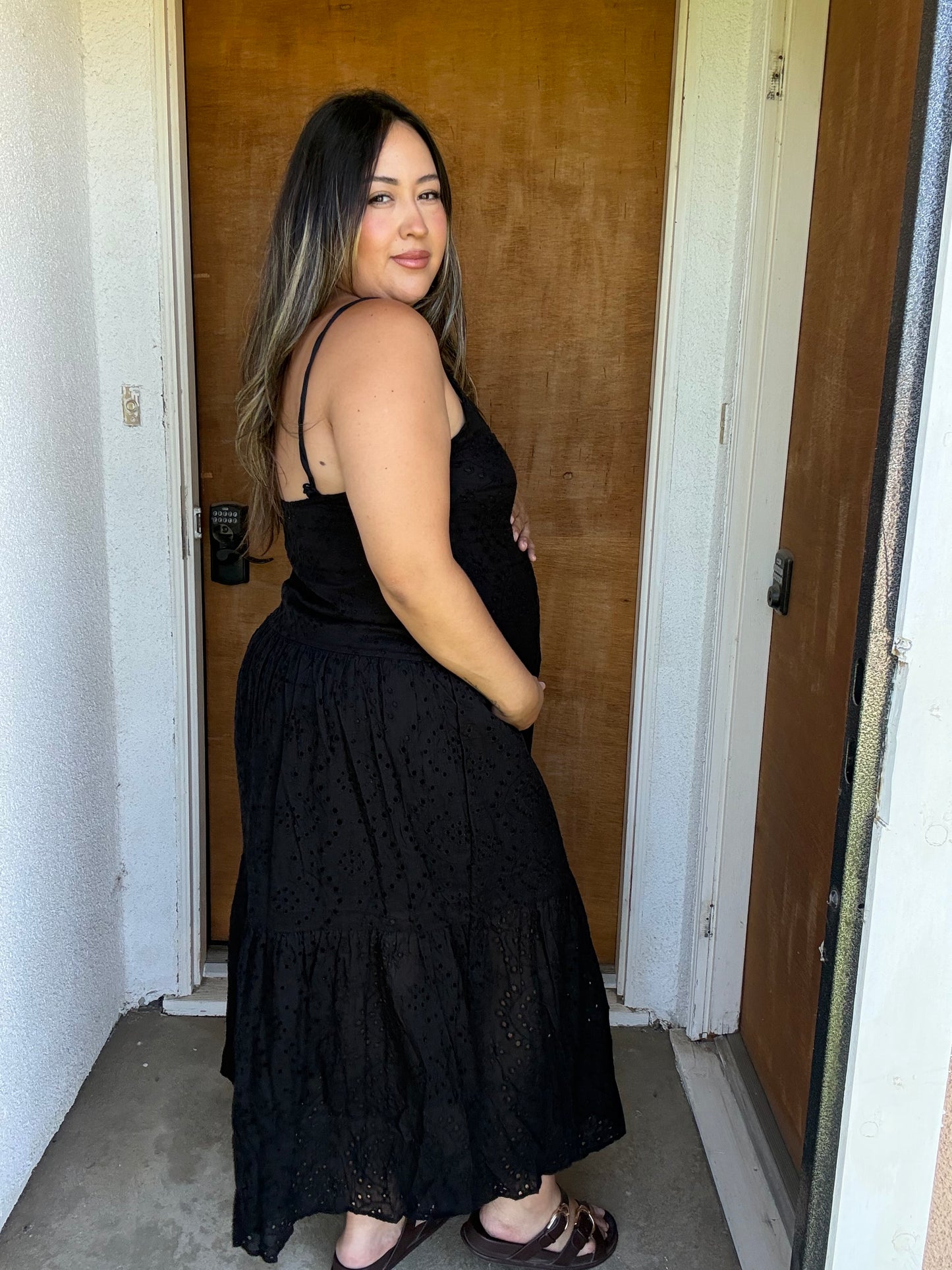 Angelie Eyelet Maxi Dress- Black
