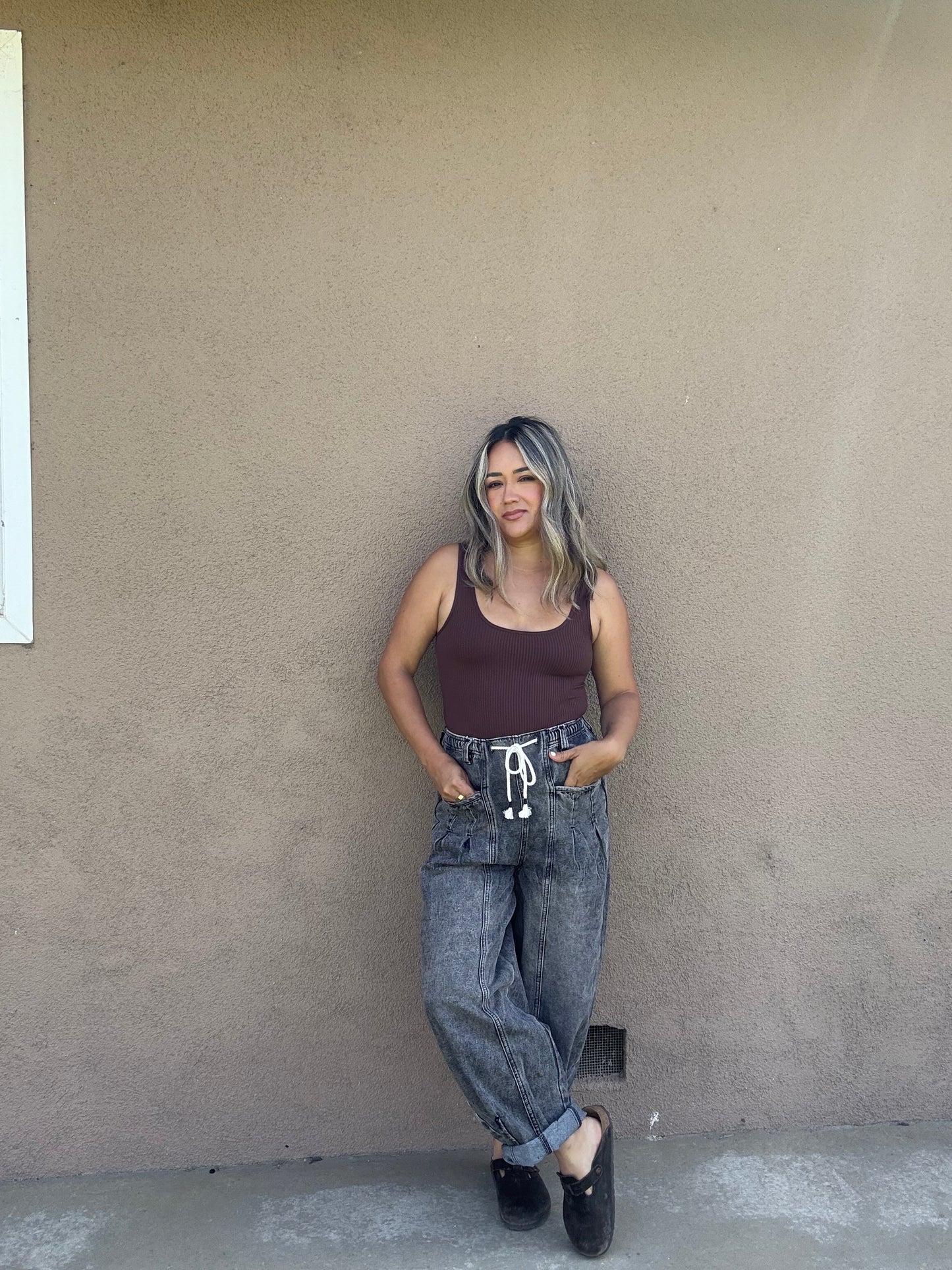 Dakota Barrel Drawstring Jeans