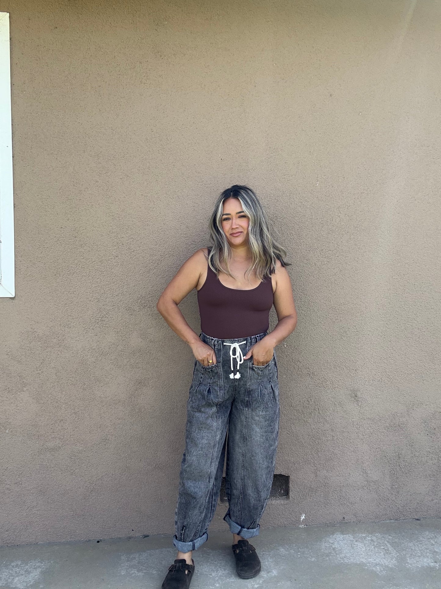 Dakota Barrel Drawstring Jeans