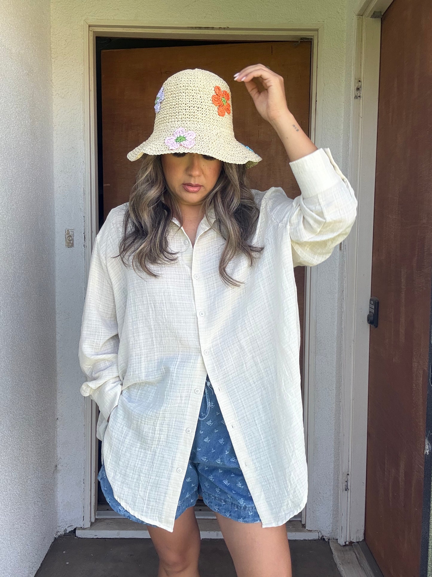 Essencial Oversized Button Up Top- Oatmeal