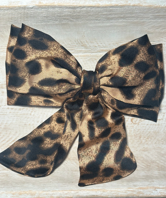 Chloe Leopard Bow